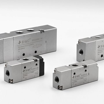 Распределители с пневмоуправлением